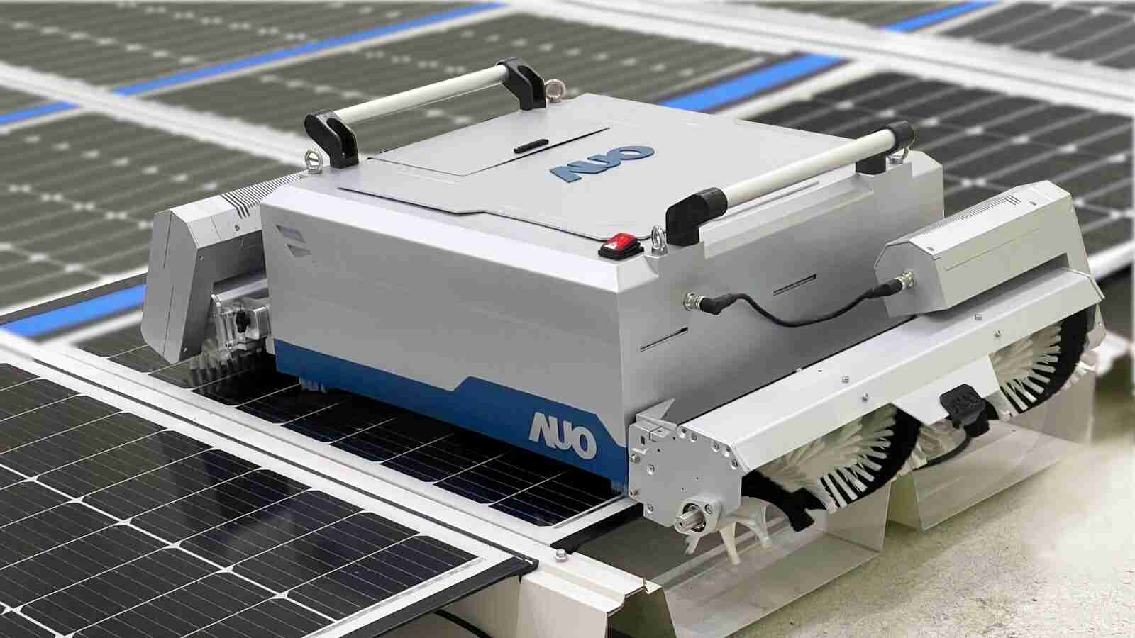 森林舞会致力EPC场域技术升级，，导入清洁机器人搭配传感器与AI数据分析，，，，大幅减少维运成本